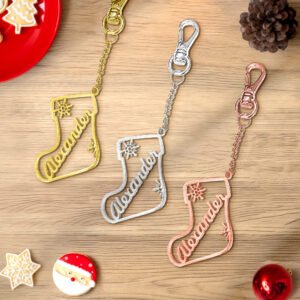 christmas-name-keychain